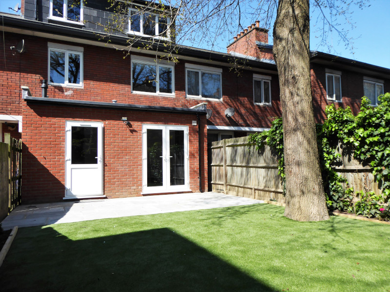 Single Room in Queens Park